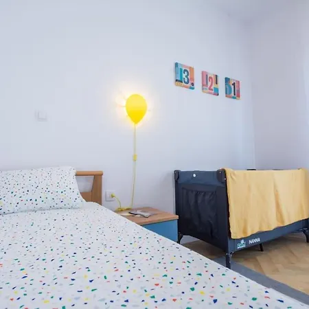 Comfort House With Big Terrace Apartment